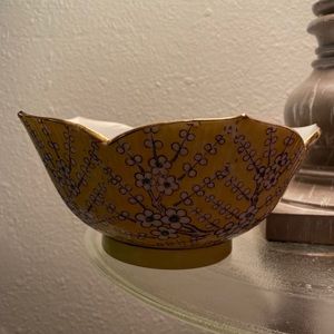 Japanese porcelain bowl hand crafted